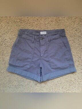 Studio Blue Women's canvas Shorts in grey. 30 waist. Cotton/poly/spandex